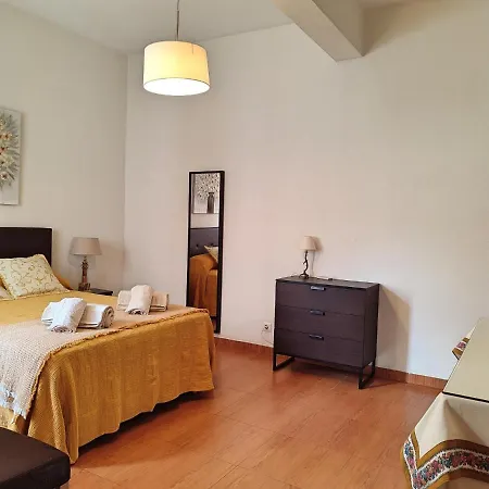 Eduardo Lucena 5, Casco Historico アパート コルドバ