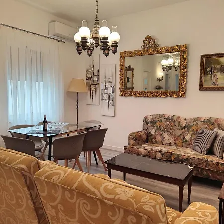 アパート Eduardo Lucena 5, Casco Historico