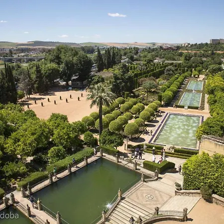 Eduardo Lucena 5, Casco Historico דירה