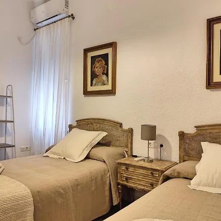 Eduardo Lucena 5, Casco Historico *